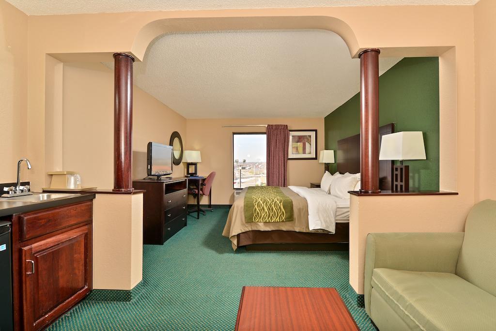 Quality Inn & Suites Arnold - St Louis Exterior photo
